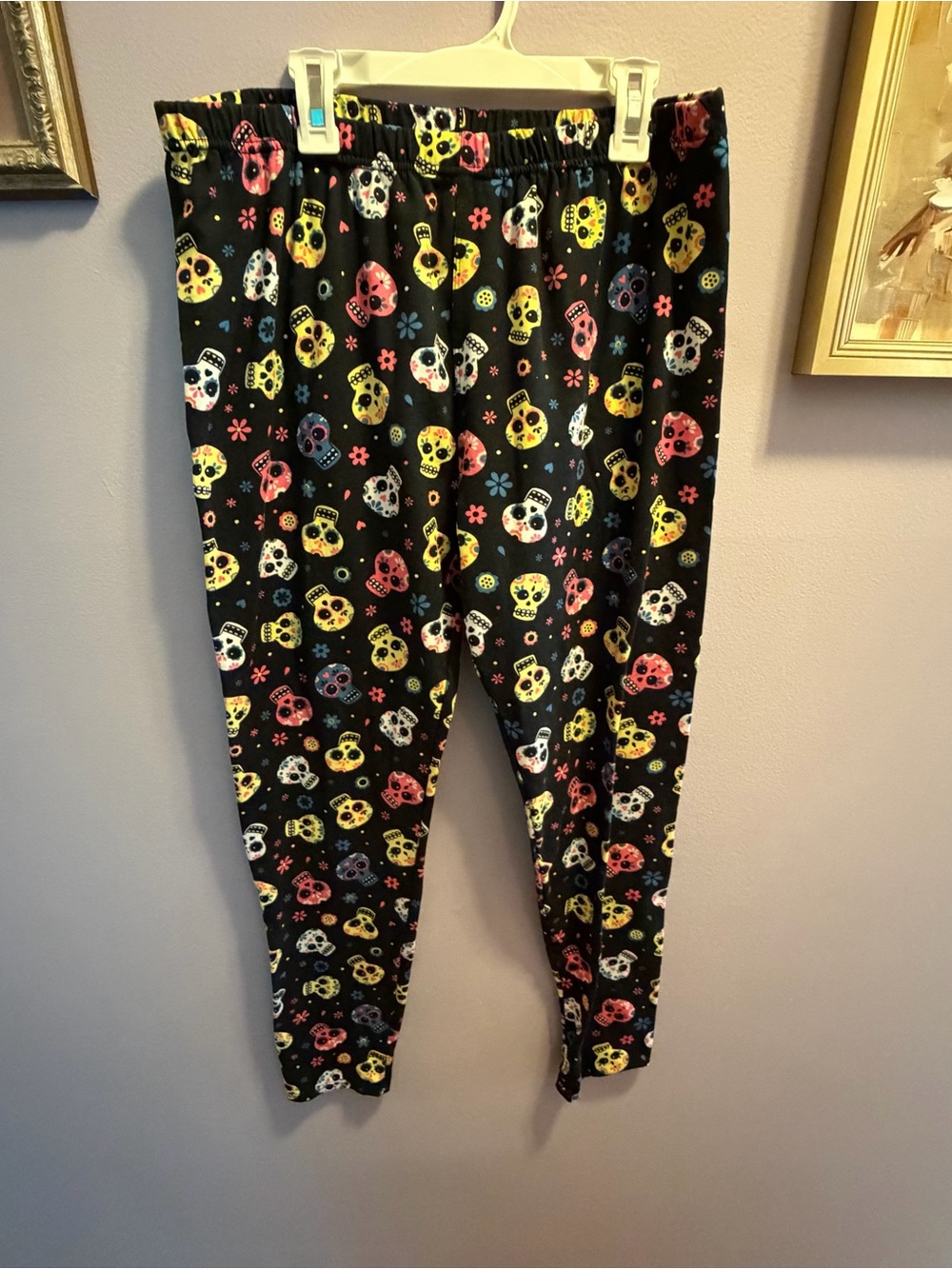 3X ShoSho Colorful Sugar Skull Leggings - EUC